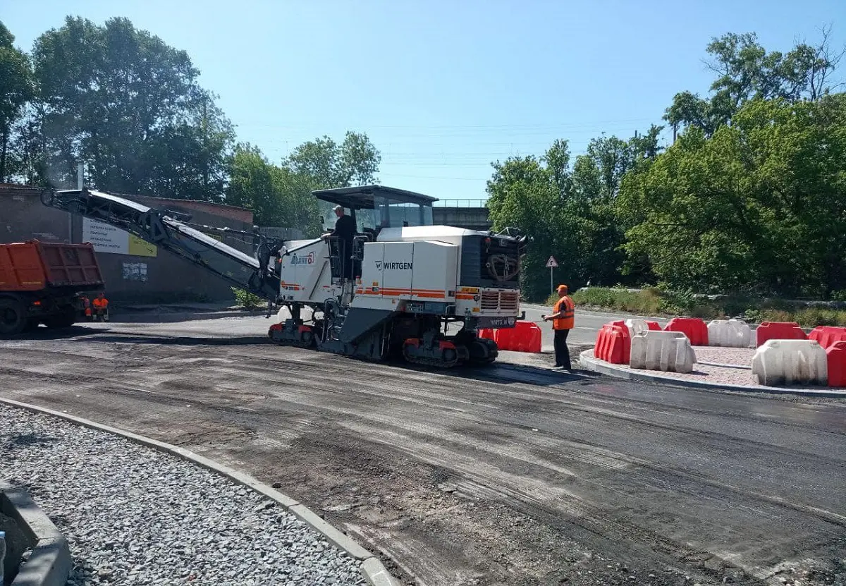 На восьми перехрестях Києва облаштували кільцеві розв’язки